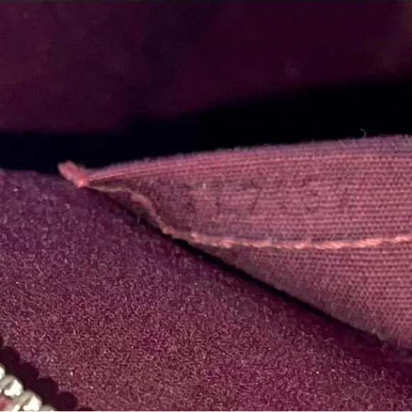 Louis Vuitton 2011 Bordeaux Electric Epi Brea MM Bag (COA) - Picture 13 of 16